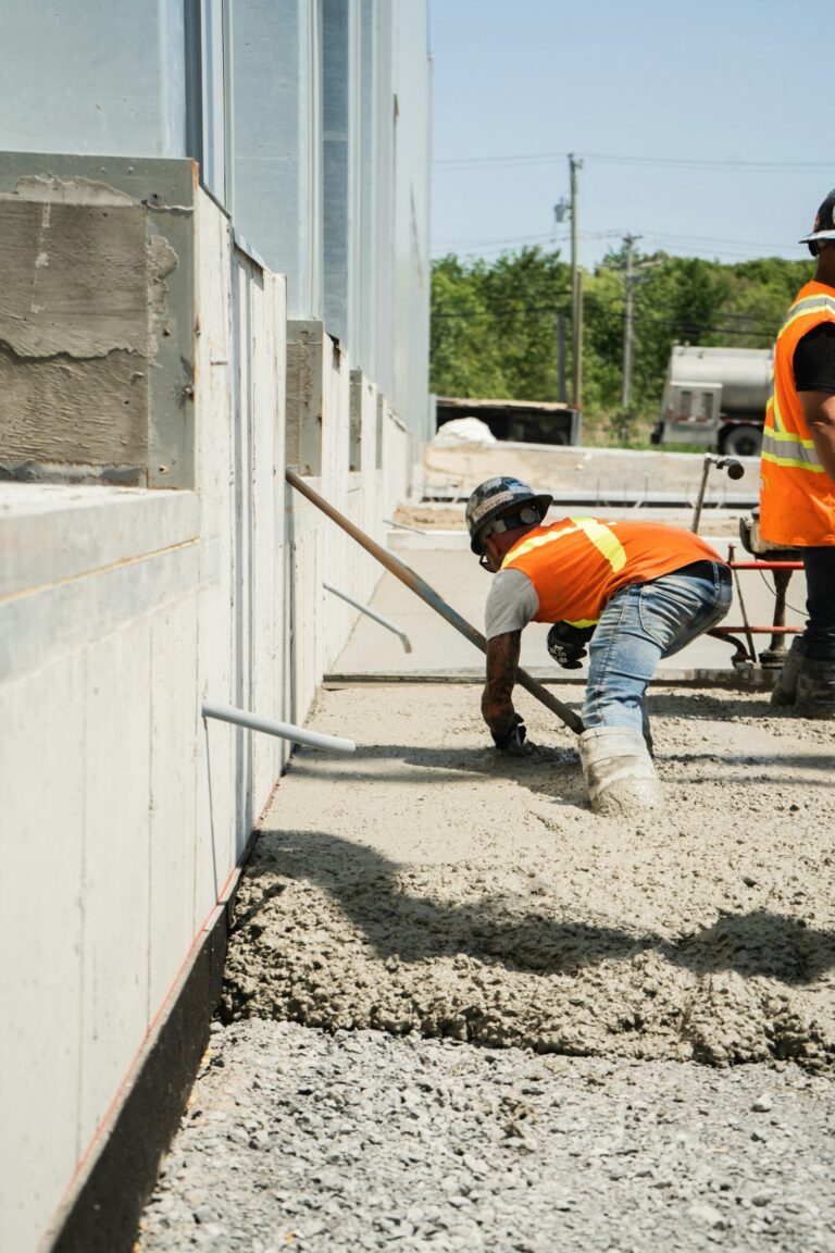 Concrete pumping and placing on a commercial job